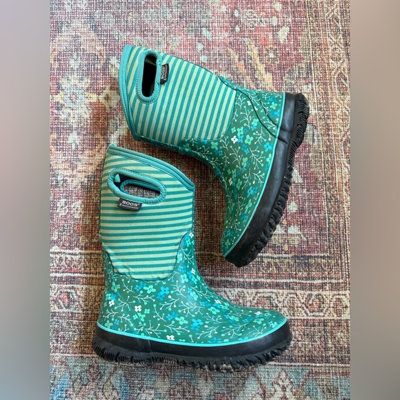 Bogs Other - Bogs Kids' Teal Floral Boots size 4